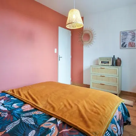 6 Bedroom Lovely In Saint-brice-de-landell * Saint-Brice-de-Landelles