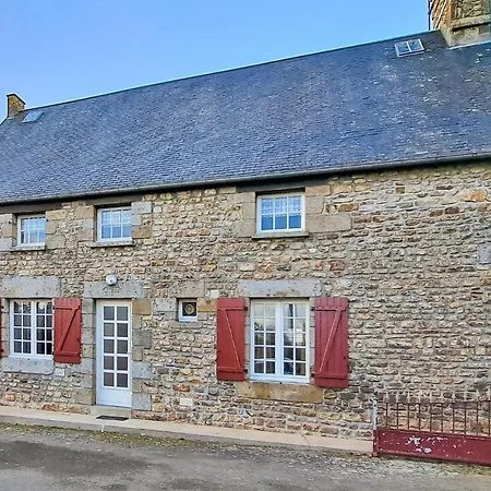 6 Bedroom Gorgeous In Saint-brice-de-landell * Saint-Brice-de-Landelles