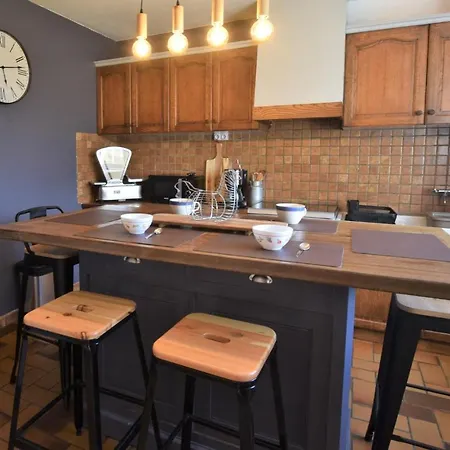 펜션 6 Bedroom Lovely In Saint-brice-de-landell Saint-Brice-de-Landelles