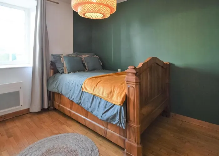 Holiday home Awesome In Saint-brice-de-landell