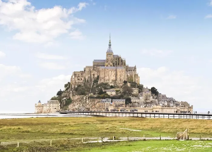 Holiday home Awesome In Saint-brice-de-landell Saint-Brice-de-Landelles