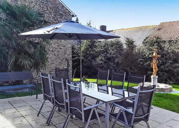 בית נופש Awesome In Saint-brice-de-landell